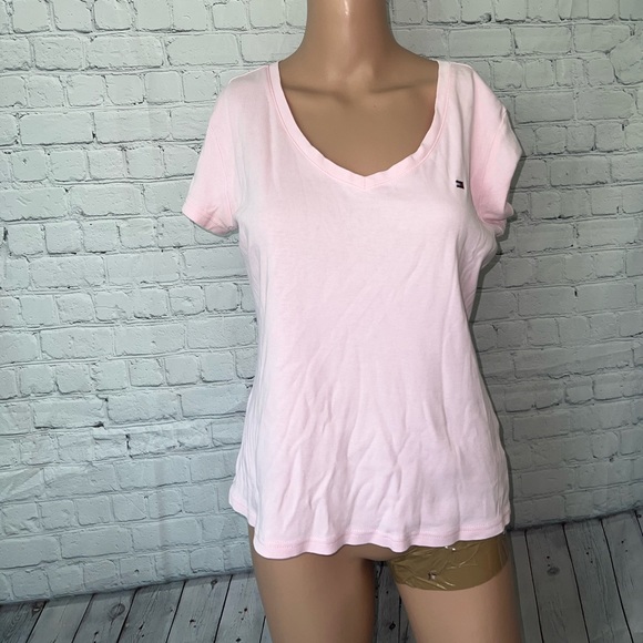 Tommy Hilfiger Tops - tommy hilfiger pink shirt size M